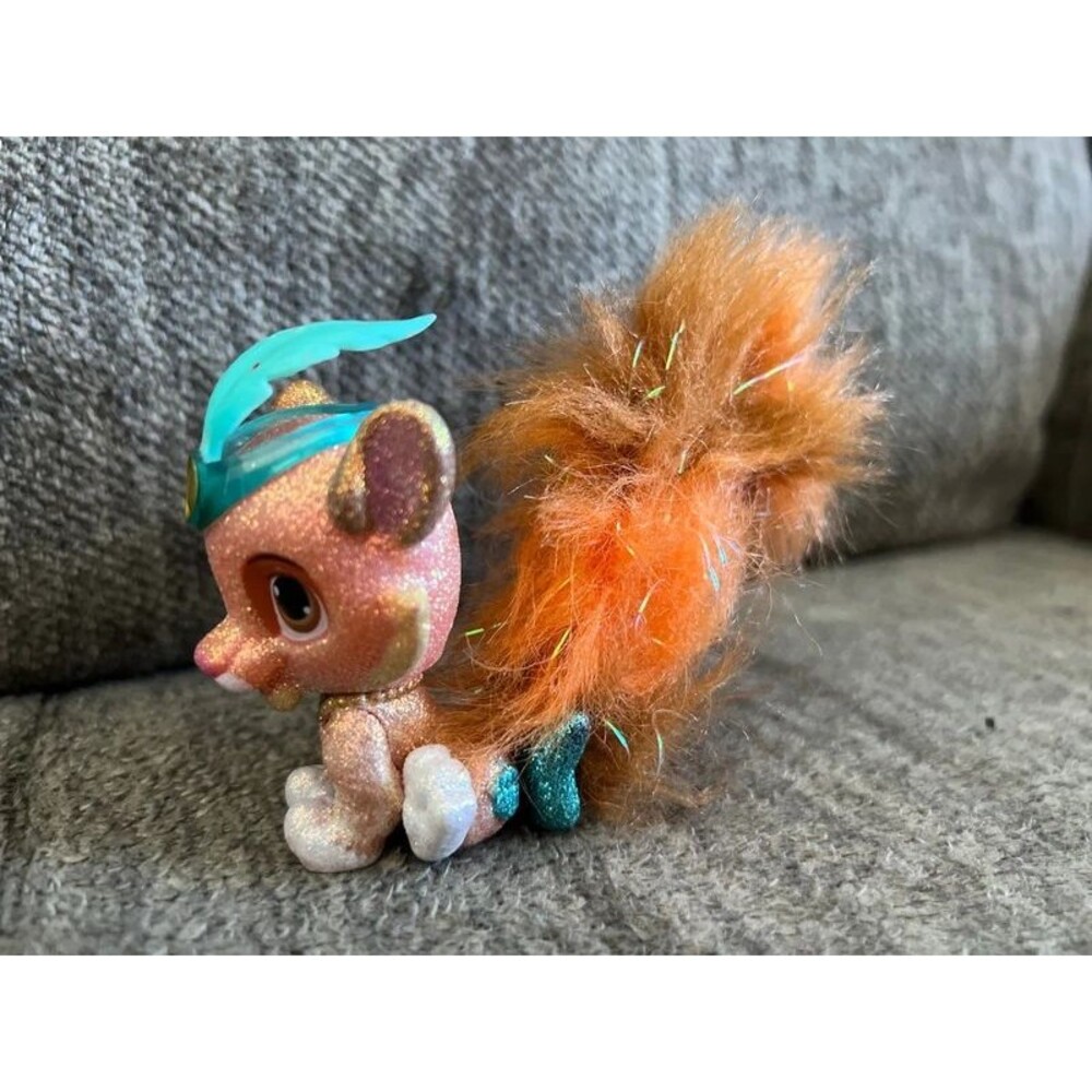 Disney Princess Palace Pets Magical Lights Sultan Tiger Figure Jasmine Pet